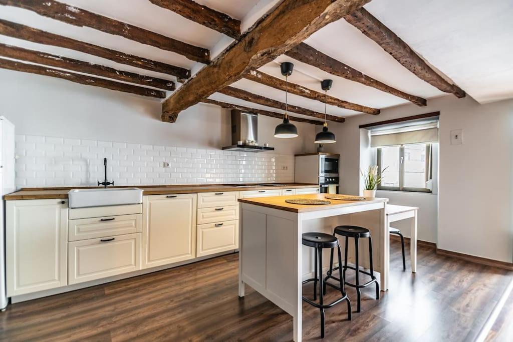 Apartamento De Diseno Junto Al Puerto De Castro Urdiales Διαμέρισμα Εξωτερικό φωτογραφία
