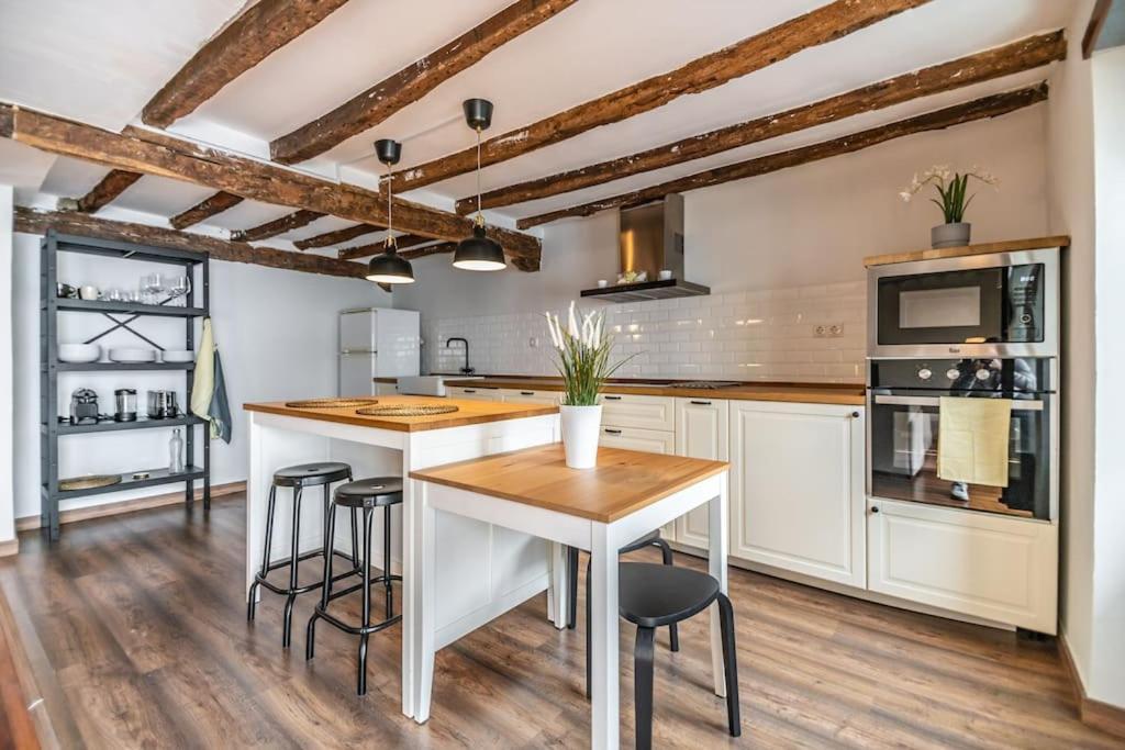 Apartamento De Diseno Junto Al Puerto De Castro Urdiales Διαμέρισμα Εξωτερικό φωτογραφία
