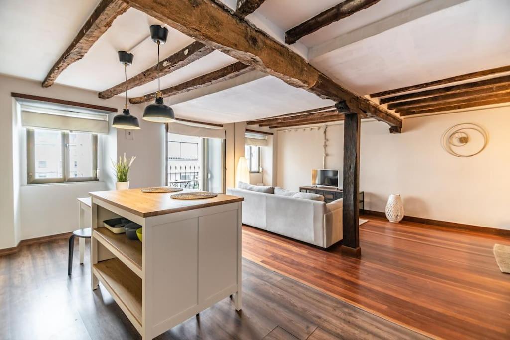 Apartamento De Diseno Junto Al Puerto De Castro Urdiales Διαμέρισμα Εξωτερικό φωτογραφία